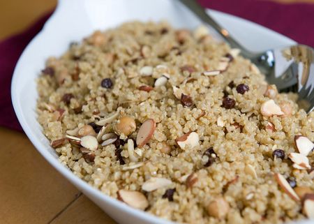 Quinoa Pilaf with Chickpeas, Currants & Almonds