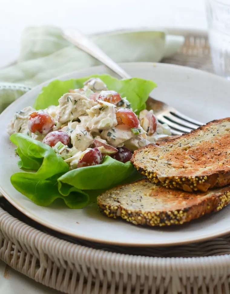 Chicken Salad with Grapes and Almonds